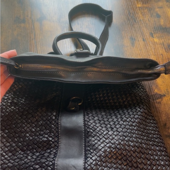 NWOT Sundance☀️Sophisticated Black Leather Backpack with Textured Finish main image 4
